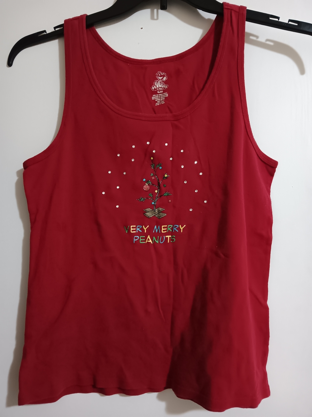 Peanuts Red 'Very Merry Peanuts' Embroidered Holiday Tank